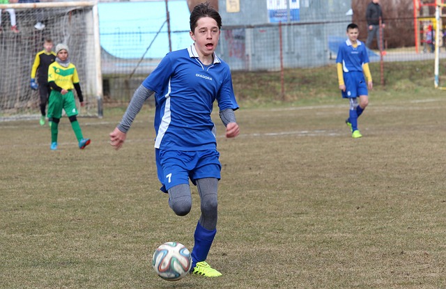 欧国联综合：德、法、西、葡锁定四强.